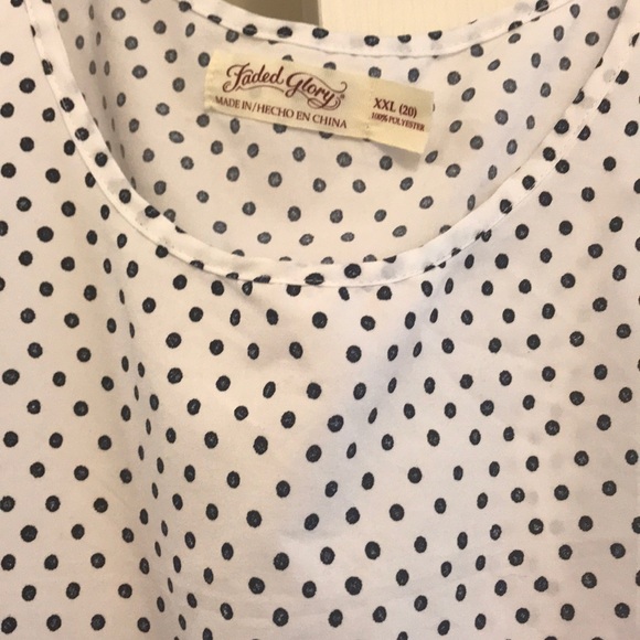 Top - Picture 2 of 2